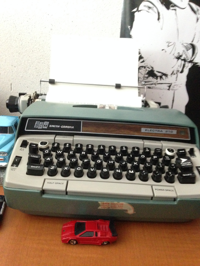 Illustration for article titled Typewritplonik? And my collection
